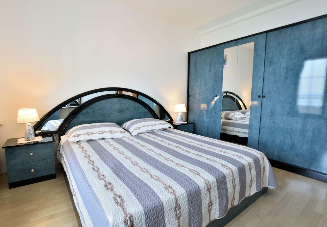 פרימוסטן Apartments Brico מראה חיצוני תמונה
